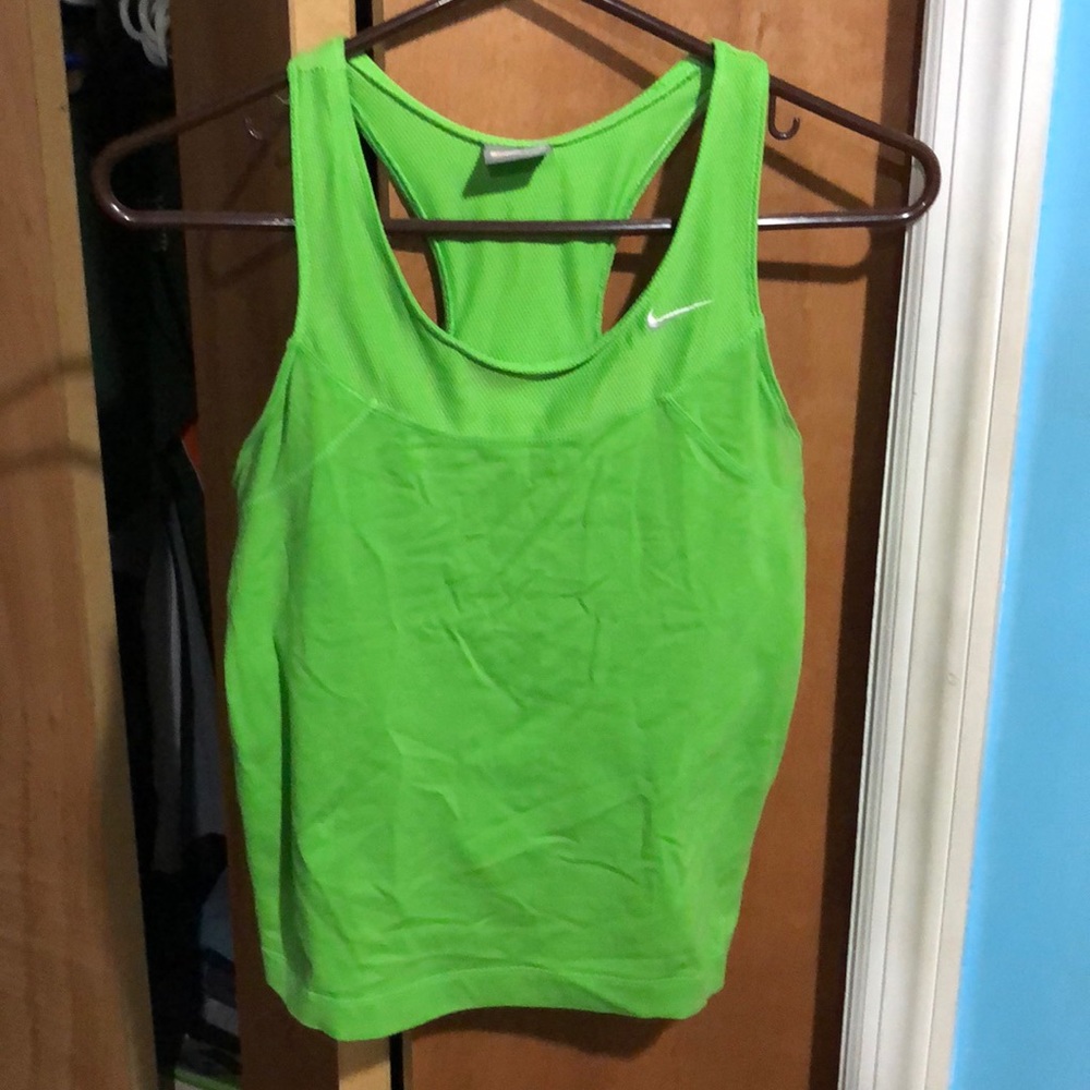 Nike workout top
